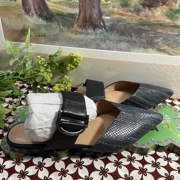 Mimco Snake print Sandal - Picture 3 of 11